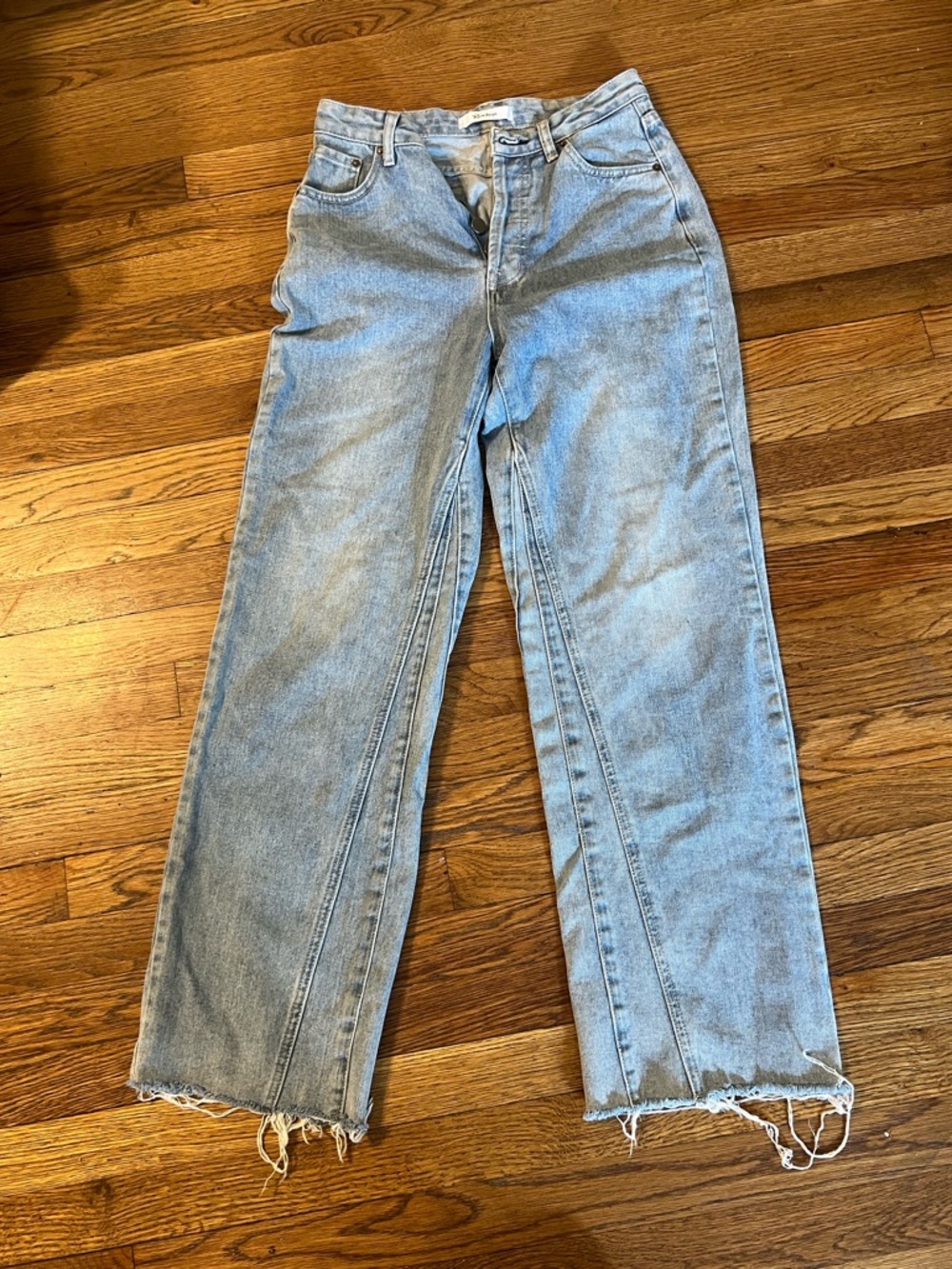Light Wash Straight Leg Jeans with Raw Hem
